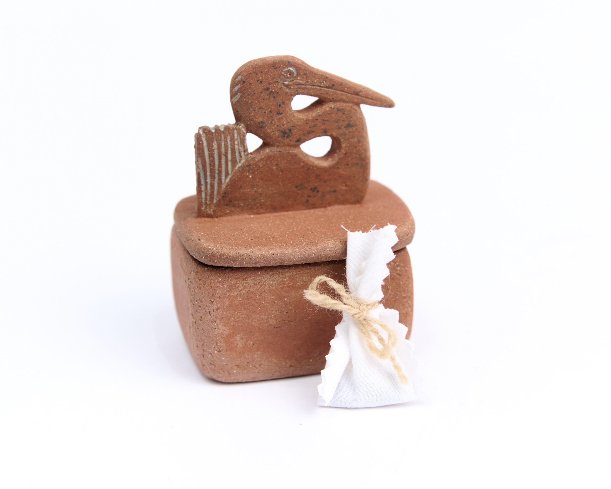 Ako Castuera: Great Heron in Grass and Solo Egret